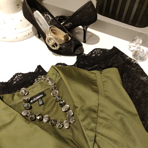 Blouse - Picture 8 of 9